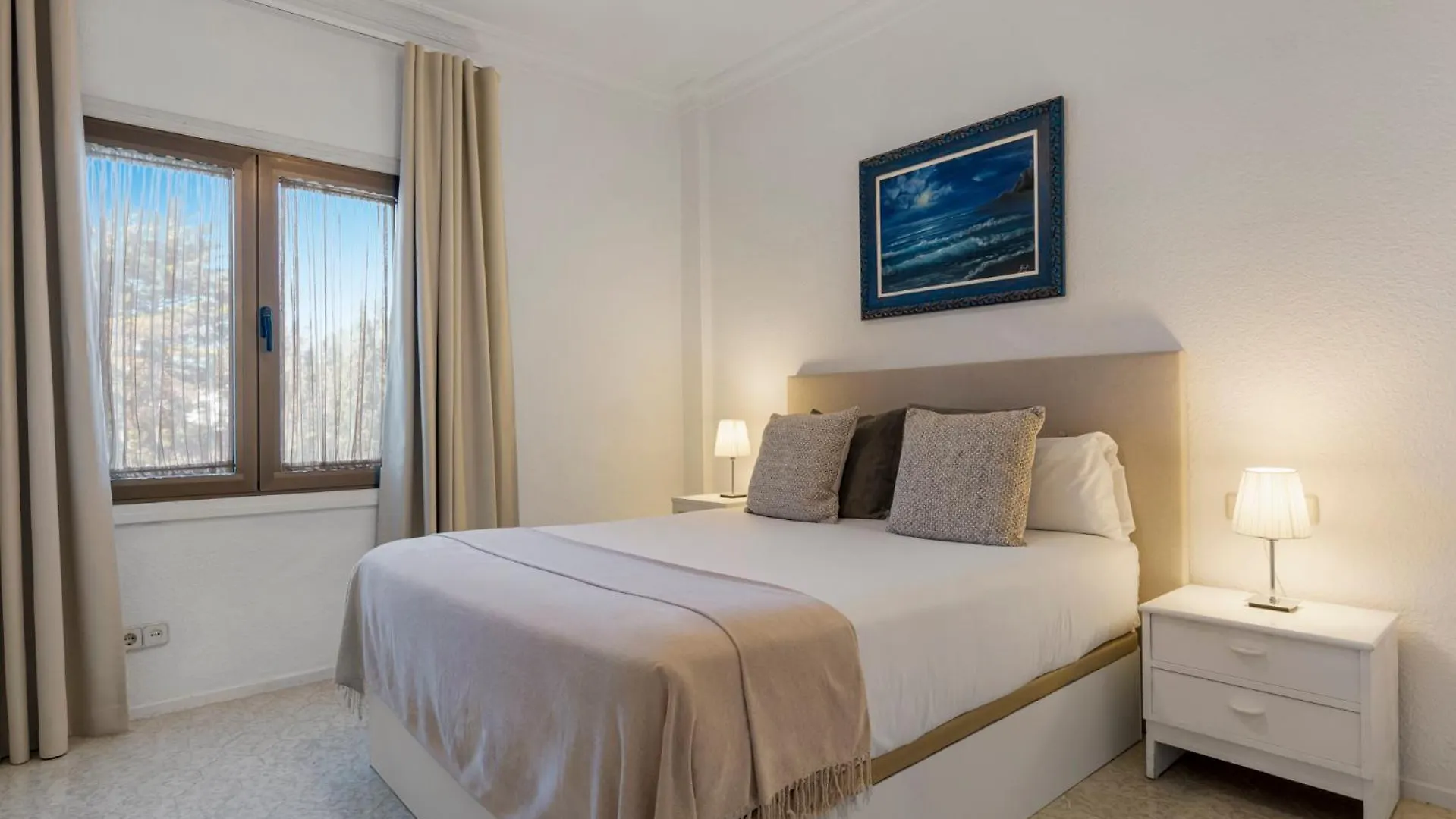 1 Bedroom Apartment In Andalucia Del Mar - Puerto Banus Marbella Španělsko