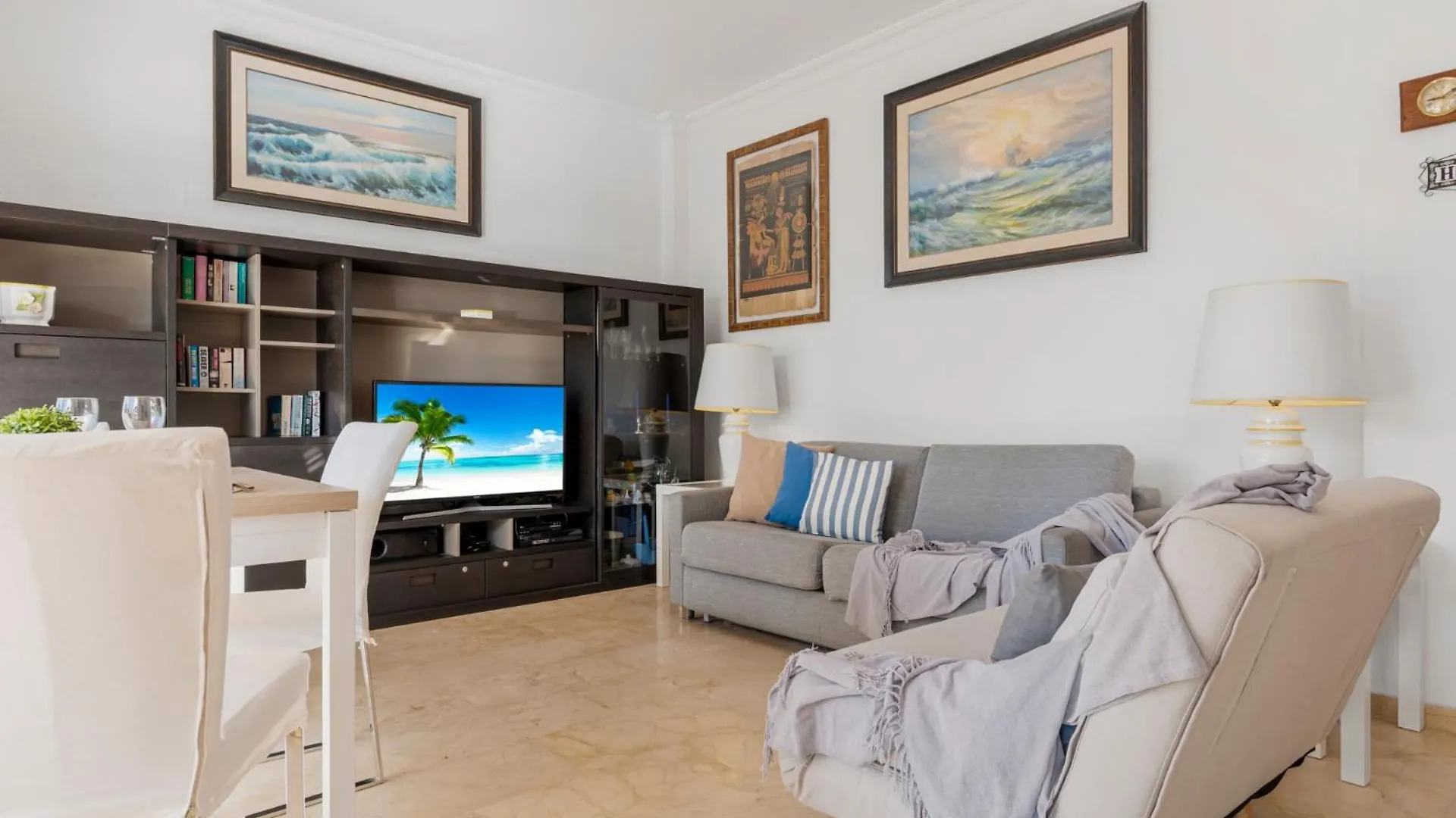 1 Bedroom Apartment In Andalucia Del Mar - Puerto Banus Marbella 0*,  Španělsko