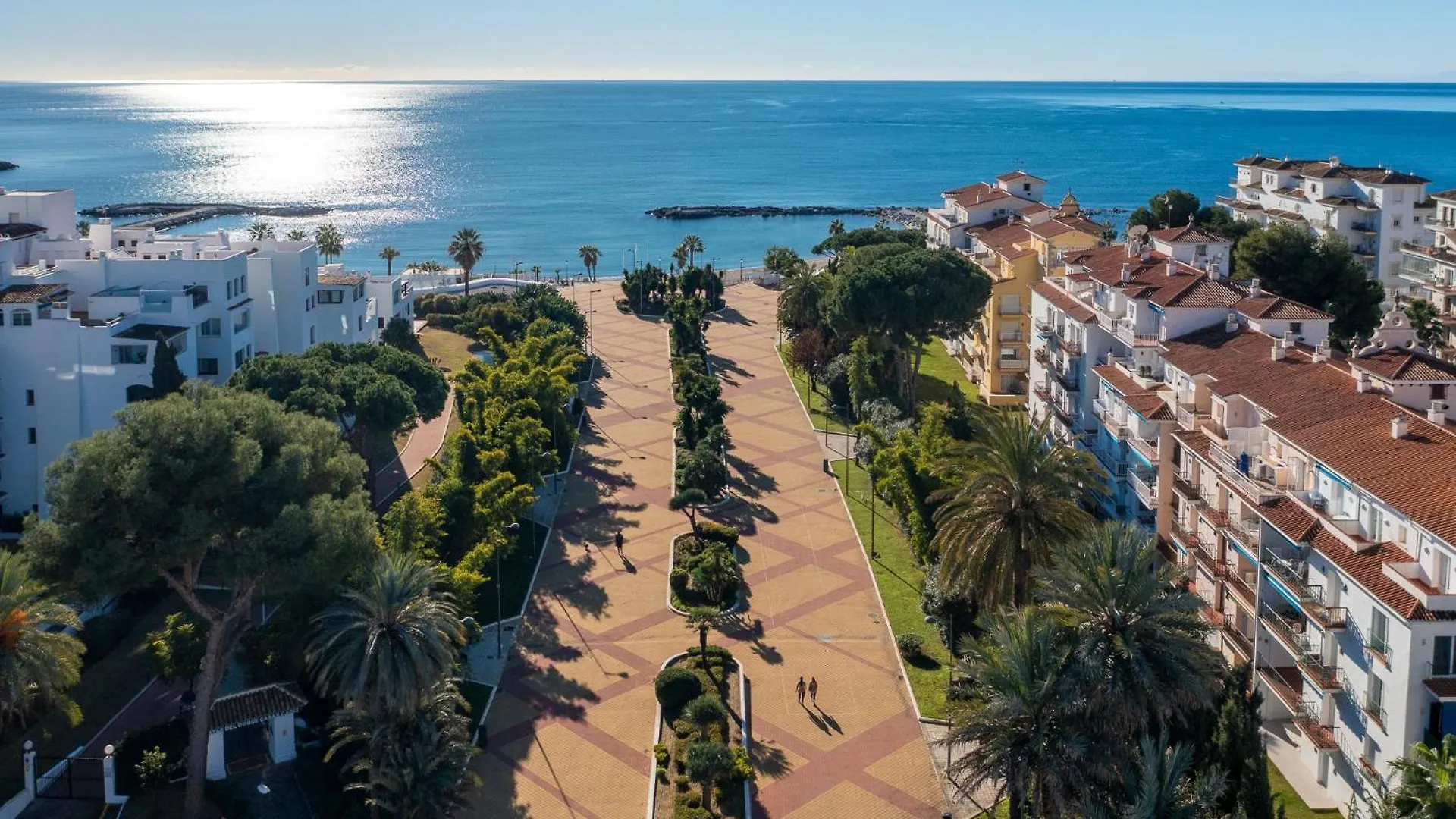 1 Bedroom Apartment In Andalucia Del Mar - Puerto Banus Marbella 0*,  Španělsko